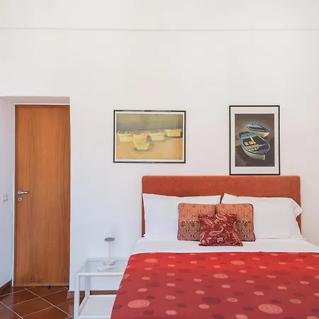 La Casa Di Enzo Capri